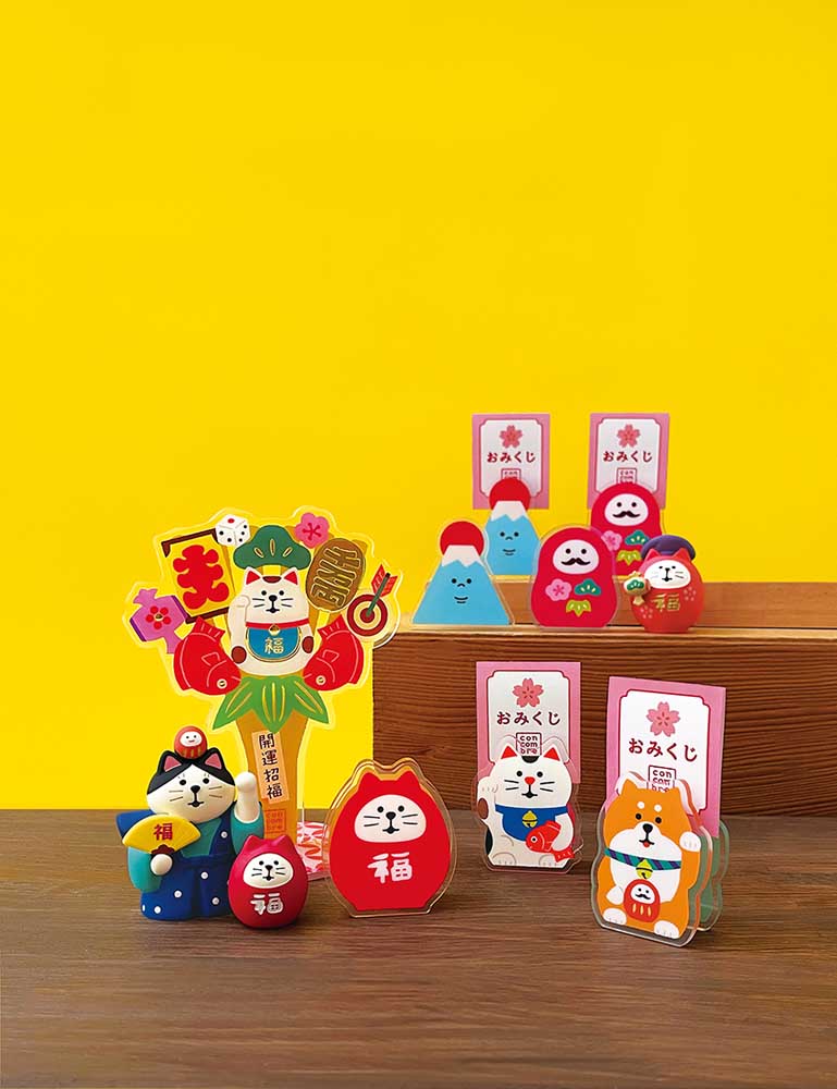 Concombre FUKUMONO Lucky Kumade Acrylic Stand — product image 4