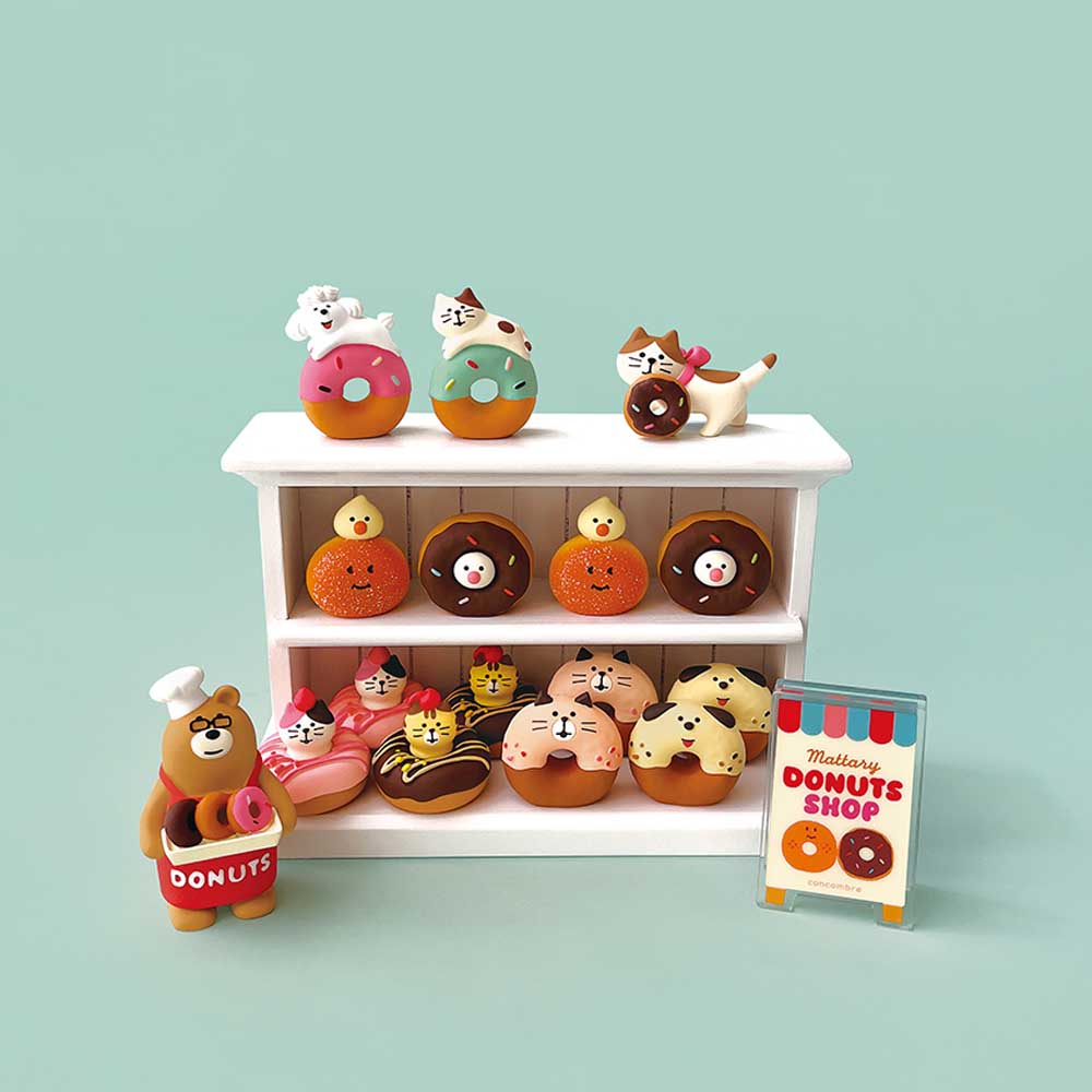 Concombre Mattari Donut Shop Java Sparrow Chocolate Donut Figurine — product image 3