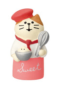 Concombre Strawberry Cake Fair Patissier Cat Figurine