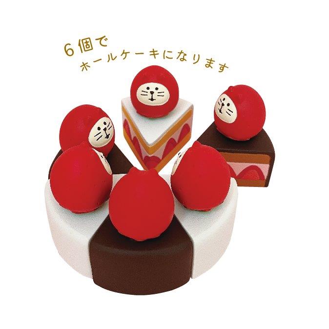 Concombre Strawberry Cat Daruma Shortcake Figurine — product image 3
