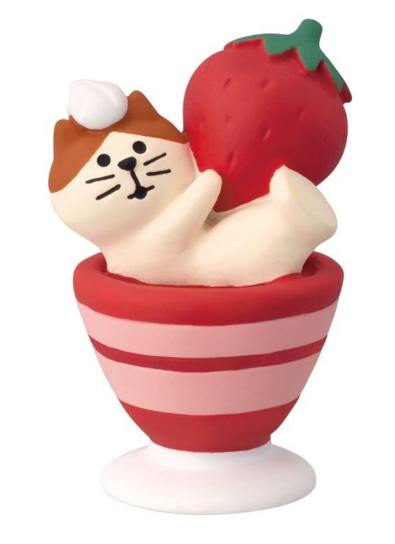 Concombre Strawberry Pannyacotta Figurine
