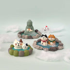 Concombre Tabineko Hot Spring Parent and Kitten Figurine — product image 2