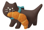 Concombre Yamaneko Bakery Bread-Carrying Kitten Figurine, Croissant