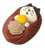Concombre Yamaneko Bakery Dreamy Chestnut Danish Figurine