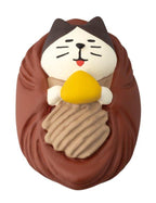 Concombre Yamaneko Bakery Dreamy Chestnut Danish Figurine — product image 2
