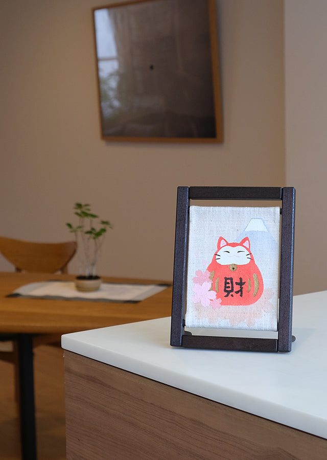 Koyomi Linen Art Frame, Lucky Daruma — product image 2