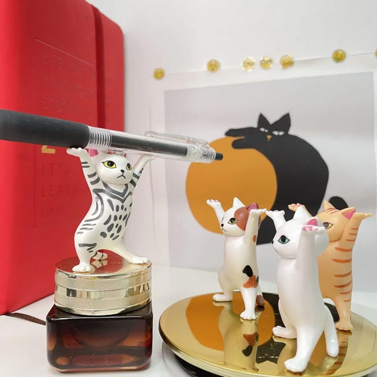 Mini Cat Pen Rest Figurines Set of 10 — product image 3